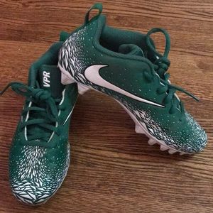 Nike Vapor Football Cleats, 5.5 Y